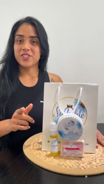 No te asustes! Es solo nuestro combo aclarante de 3 pasos haciendo lo suyo💅🏻💙 

¡Aclarar!